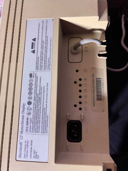 Monitor Apple Macintosh 12” Monochrome Display retro 1991