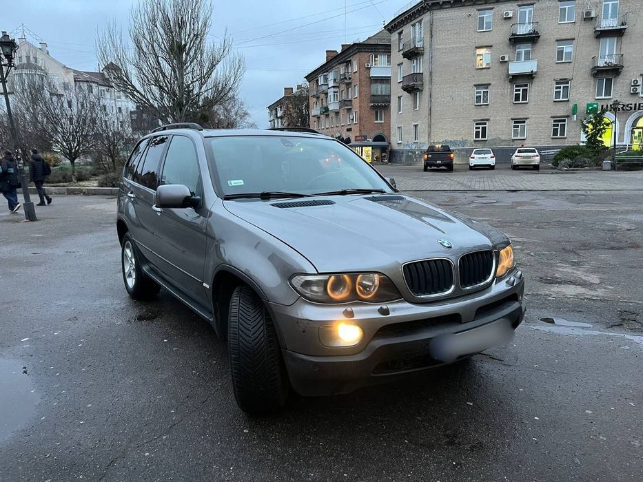 Продам BMW X5 e53 Restayling