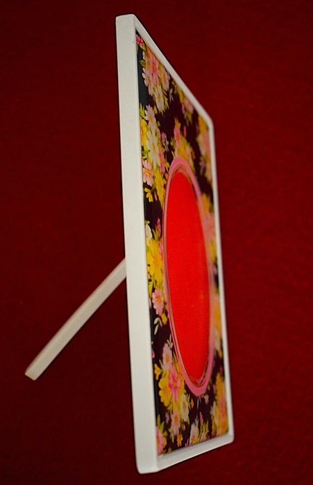 Solidna ramka z tworzywa plastycznego , wzór kwiatowy