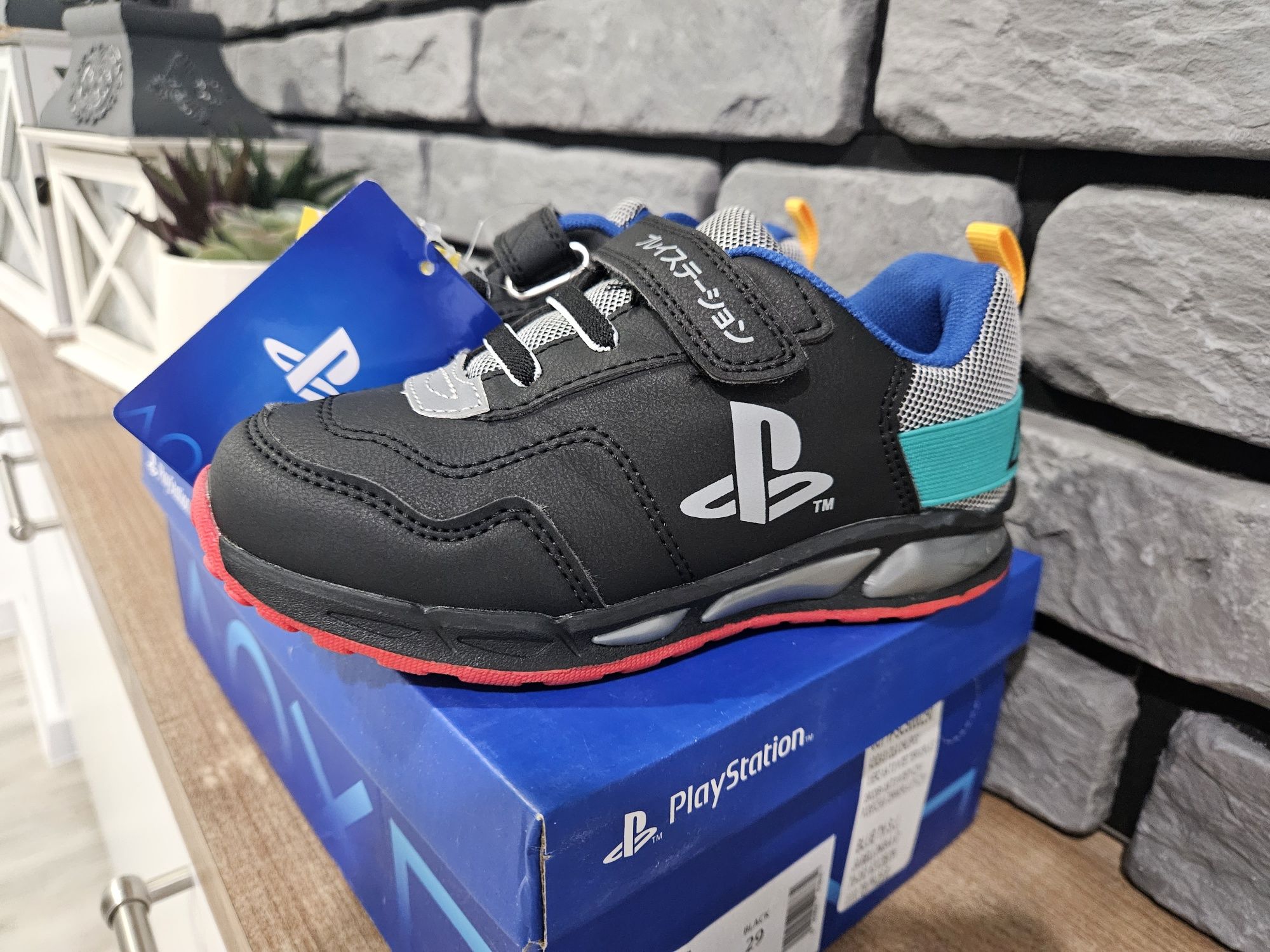 Buty Playstation r.29 nowe