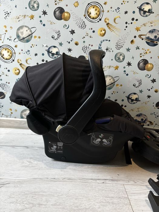 Fotelik samochodowy Avionaut + baza ISOFIX