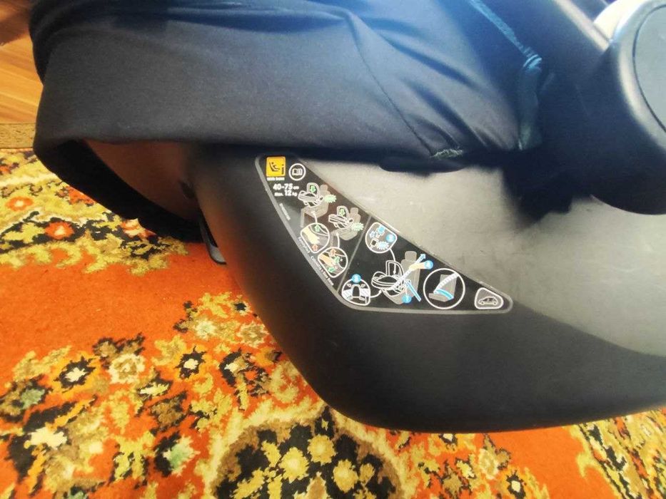 Автолюлька Maxi-Cosi CabrioFix i-Size в ідеальному стані