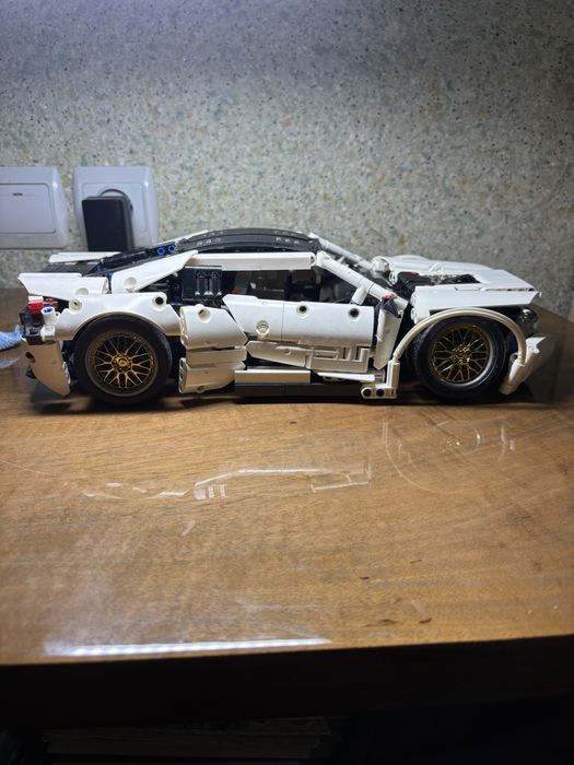 Лего машина маштаб 1/14