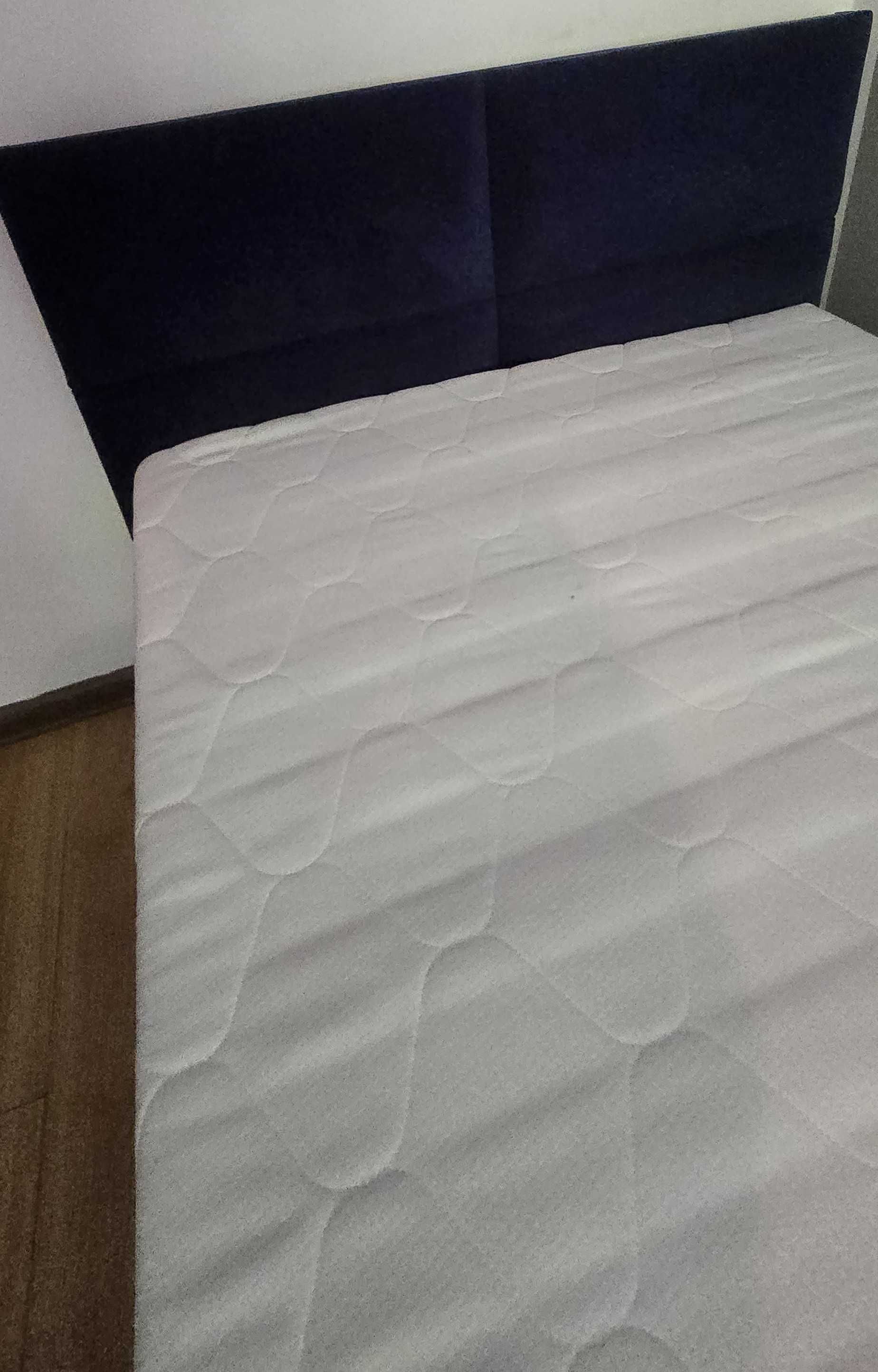 Łóżko 200x90 cm z materacem i pojemnikiem na pościel - jak nowe!