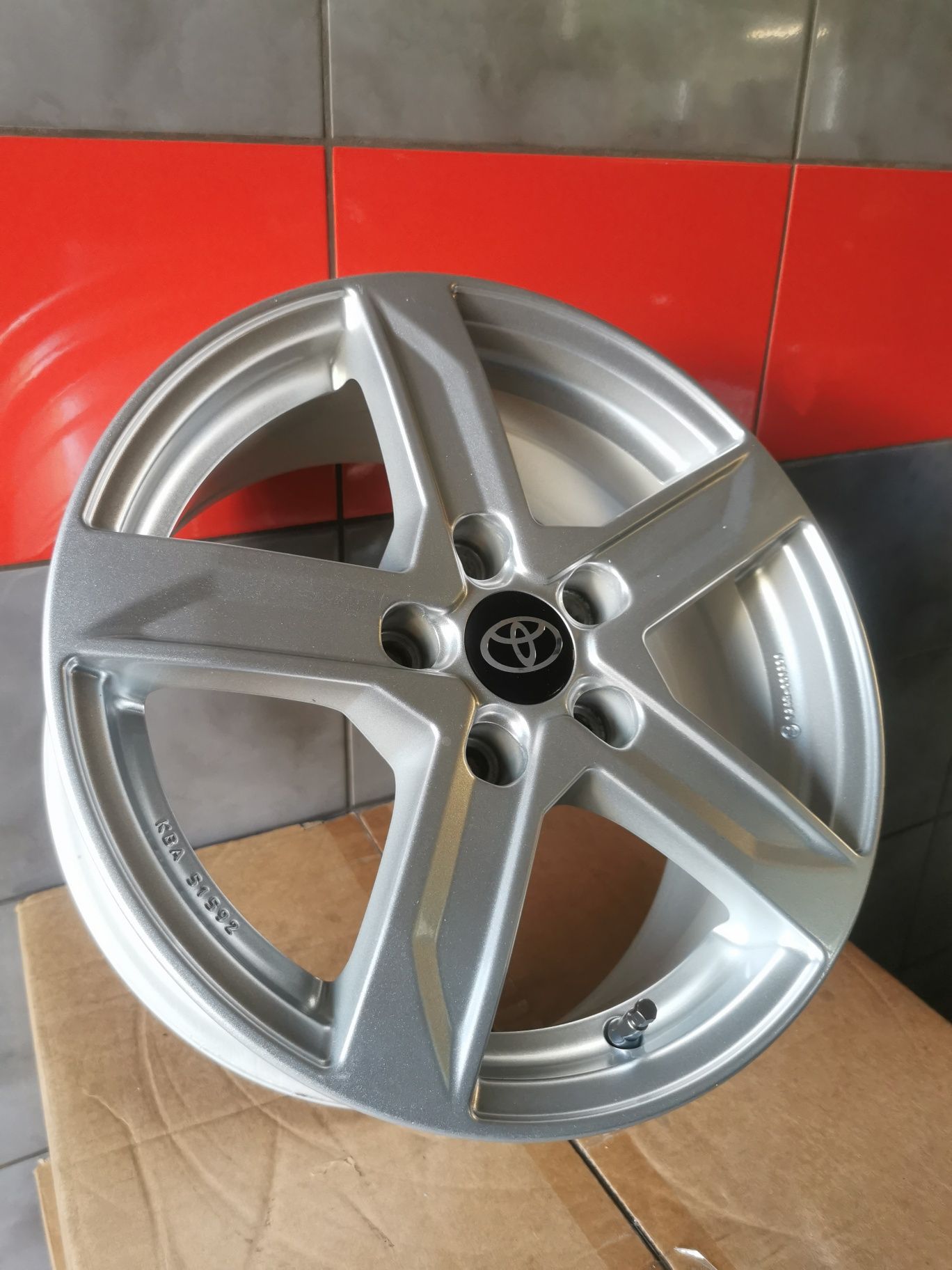 Felgi 16" 5x114,3 Toyota Yaris Kia Suzuki