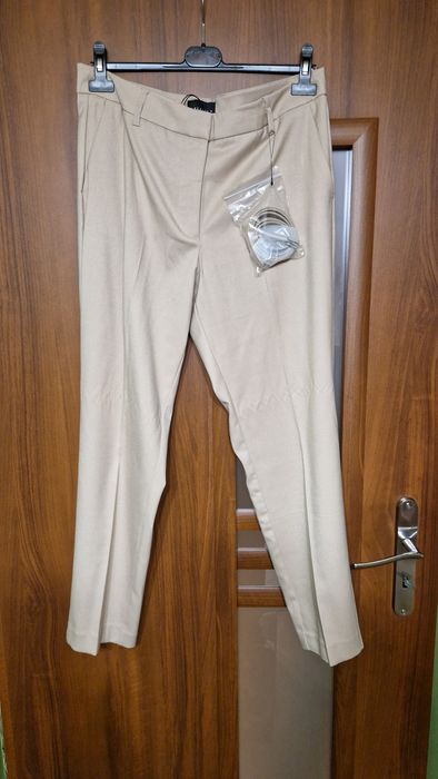 Garnitur damski żakiet + spodnie rozmiar 40