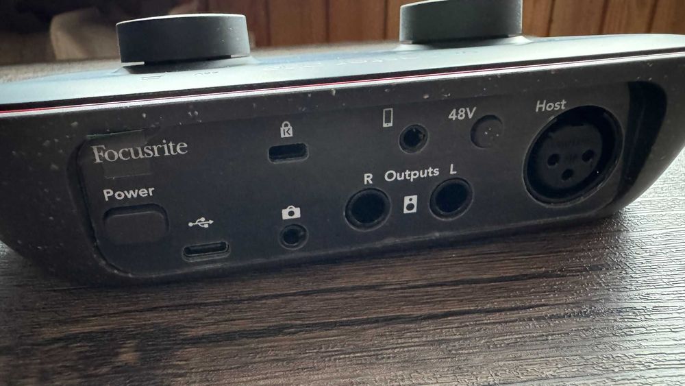 Focusrite Vocaster One - Interfejs do mikrofonów XLR