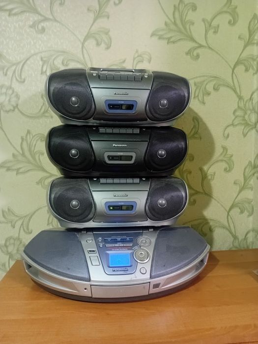 Бумбокси Panasonik RX-D29,RX-ES27