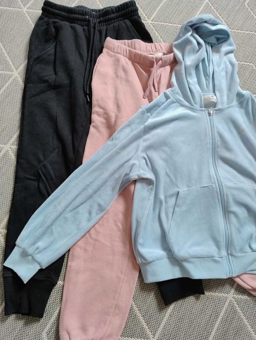 Oddam zestaw ubrań dla dziewczynki 134/140 używane/nowe