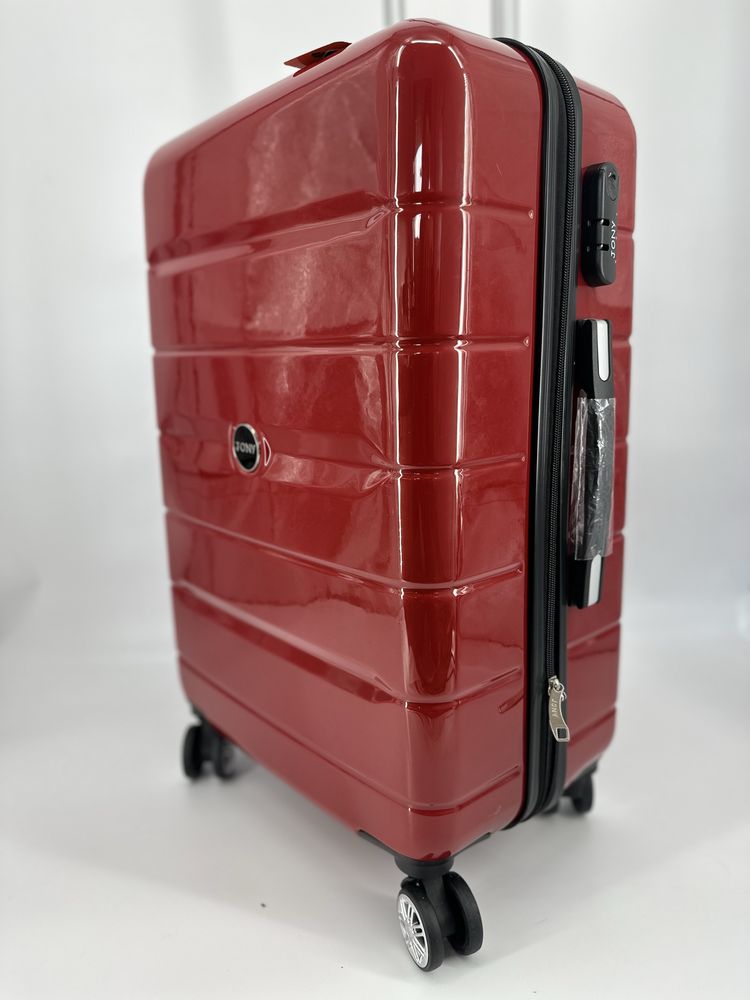 Nowa średnia walizka / JONY/ bagaż do 23 kg