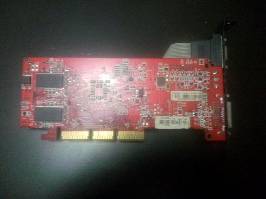 Placa Gráfica ATI Radeon 9200