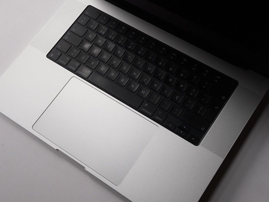 Macbook Pro M1 - 16 Polegadas - 512GB - 16GB Ram