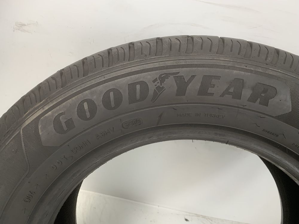 1x 205/65/16C GoodYear Efficient Grip Cargo / 2020r 5,5mm / GWARANCJA