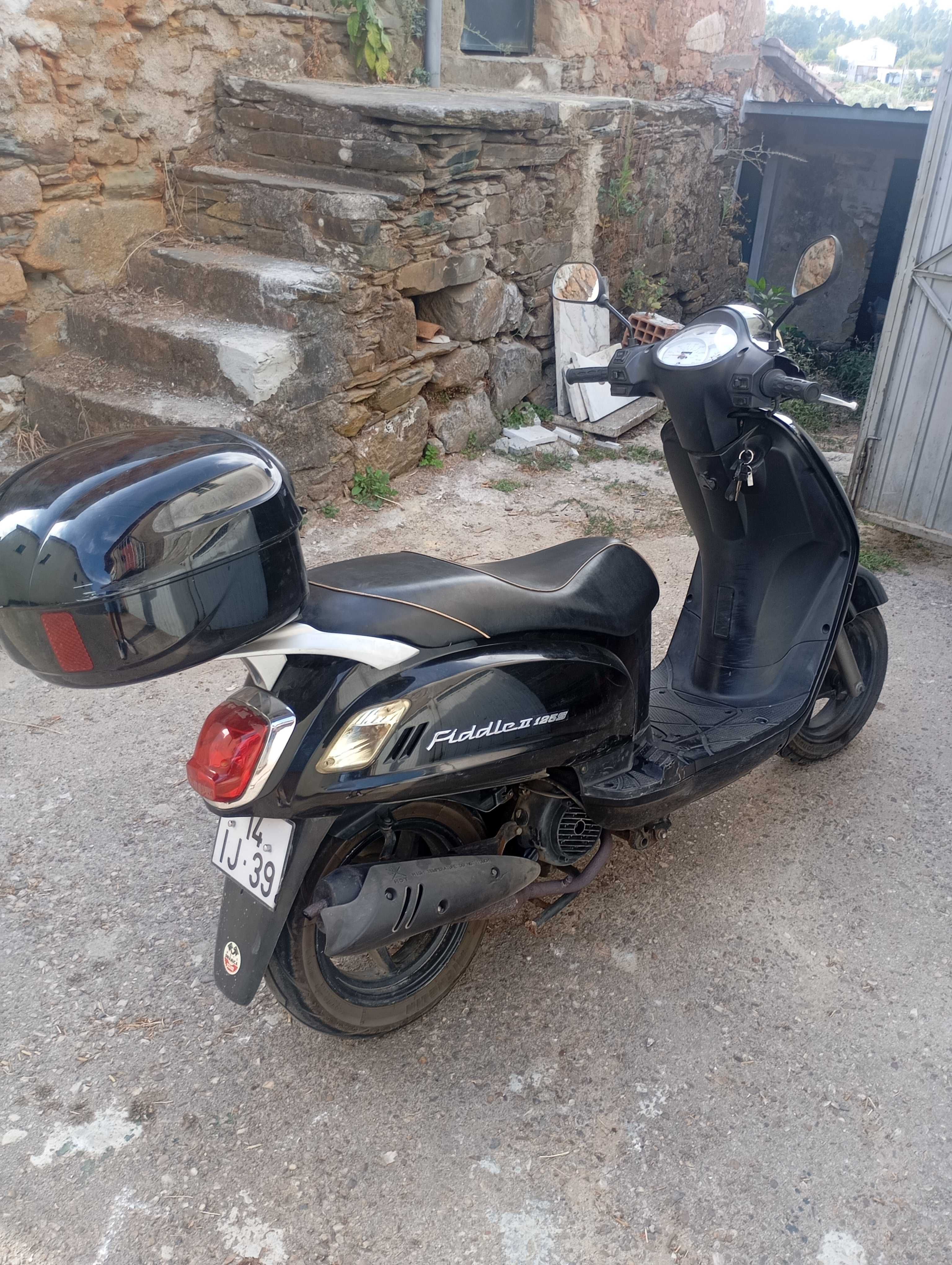 Sym Fidlle Scooter 125