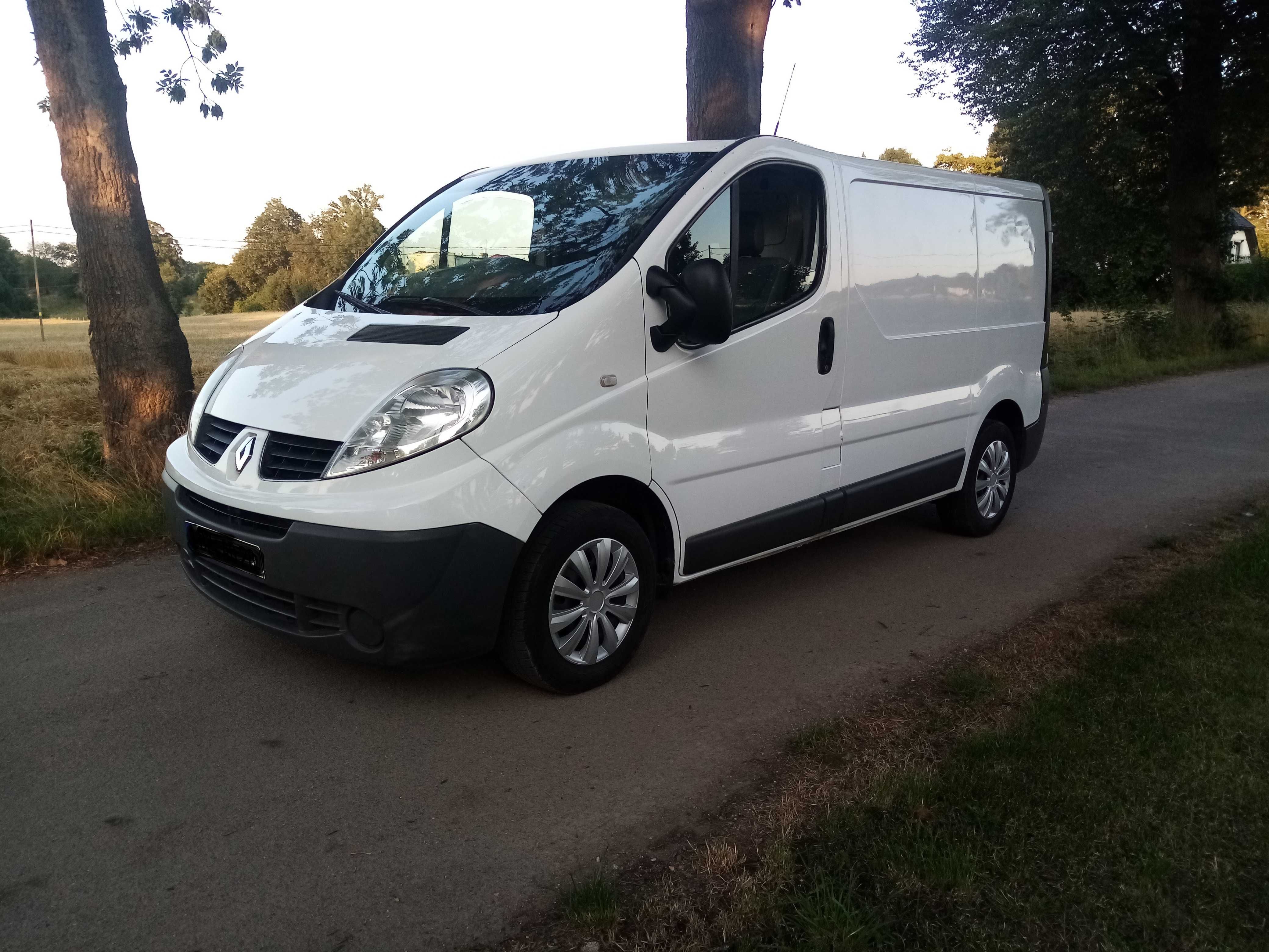 Trafic 2011R 2,0 DCI  Klima L1H1