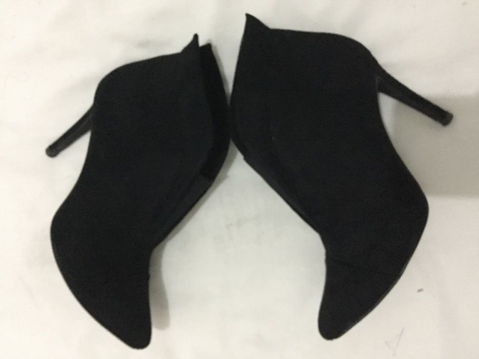 Botas pretas elegantes