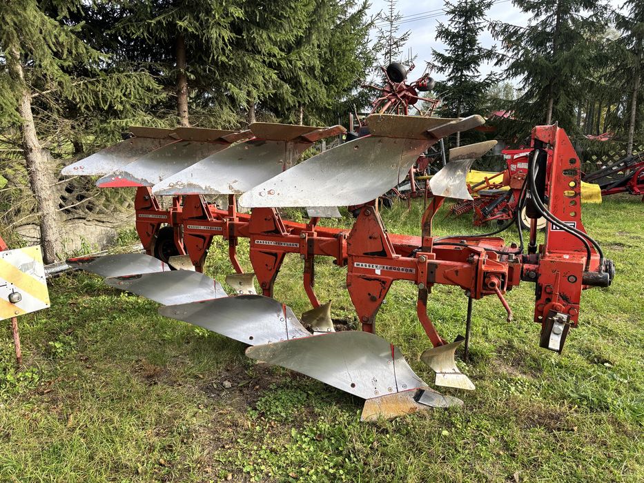 Pług 3+1 Huard 475 4 skibowy obrotowy Kuhn Massey Ferguson przedpłużk