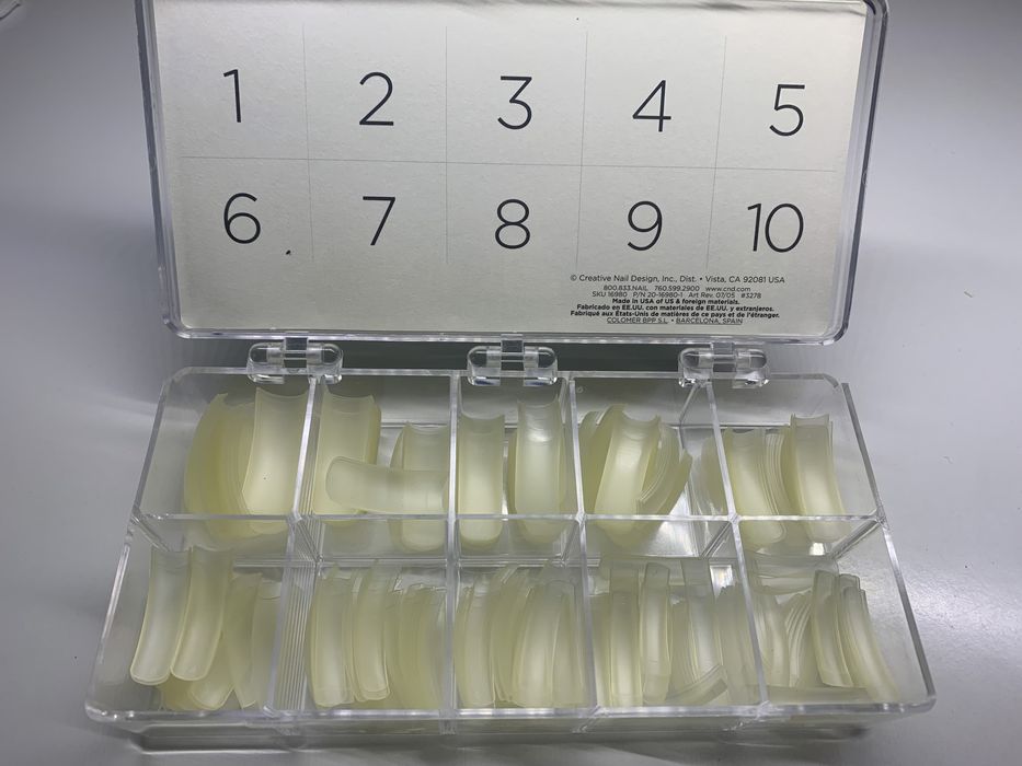 Nowe CND Velocity Tips tipsy z minimalną linią połączenia 350szt