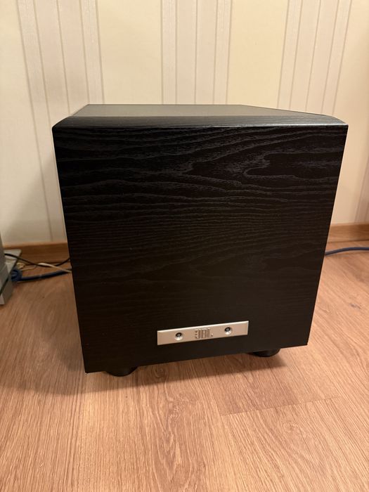 Сабвуфер JBL PowerBass PB10 Канада