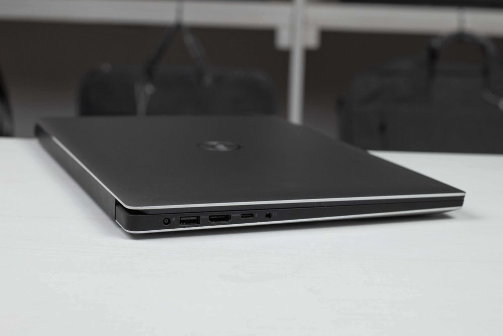Dell Precision 5520 i7-6820HQ 32RAM 256SSD M1200 FHD IPS 15.6”