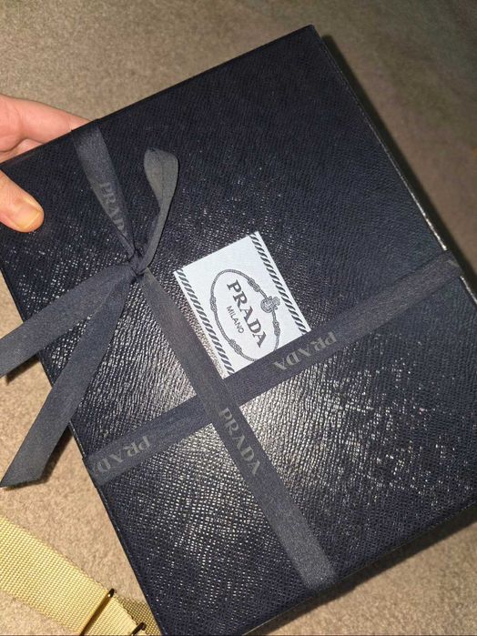 Carteira original Prada