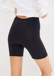 B.P.C legginsy modelujące czarne krótkie sportowe r.46