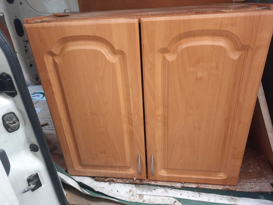 Zestaw kuchenny meble kuchenne 5 x szafki górne 2x dolne + blat + okap