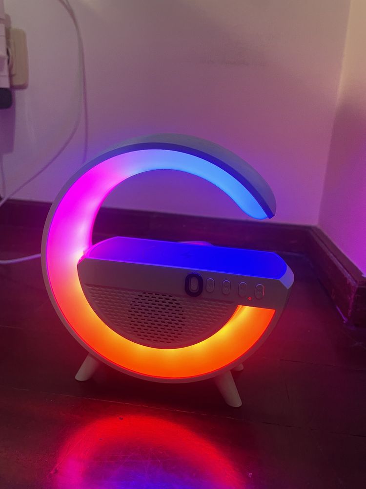 Led wireless charging speaker