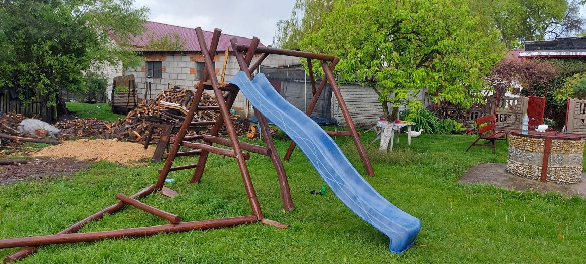 Huśtawka ogrodowa bocianie gniazdo do ogrodu