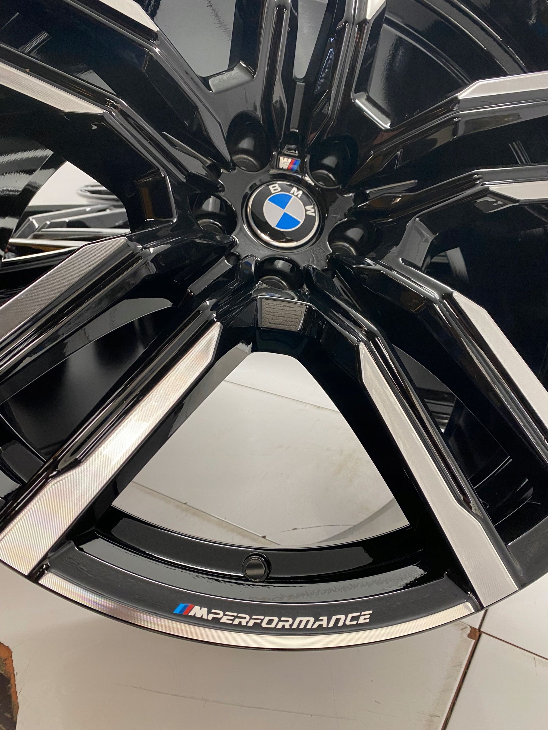Felgi 21 BMW X5 X6 F95 F96 G05 G06 M808 m Pakiet Performance X5M…