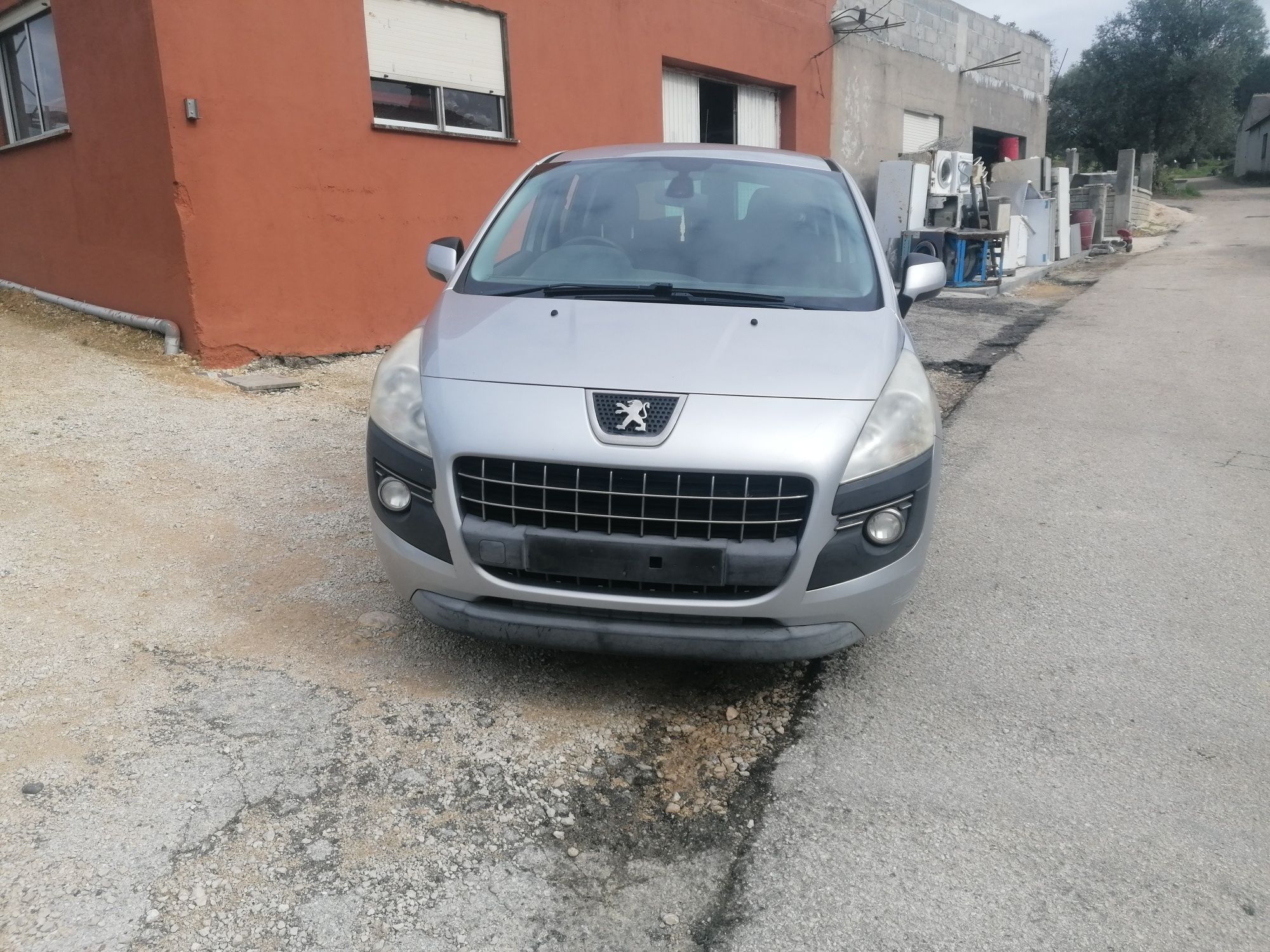 Frente peugeot 3008 de 2011