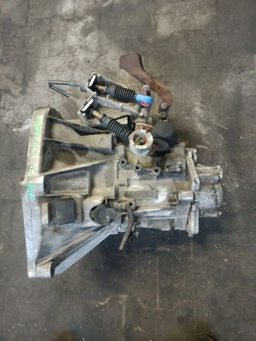 SKRZYNIA LAMPA PRZÓD DRZWI LEWY TYŁ ZDERZAK TYŁ KLAPA 1.6 16V ALFA ROMEO 147 HB 5D