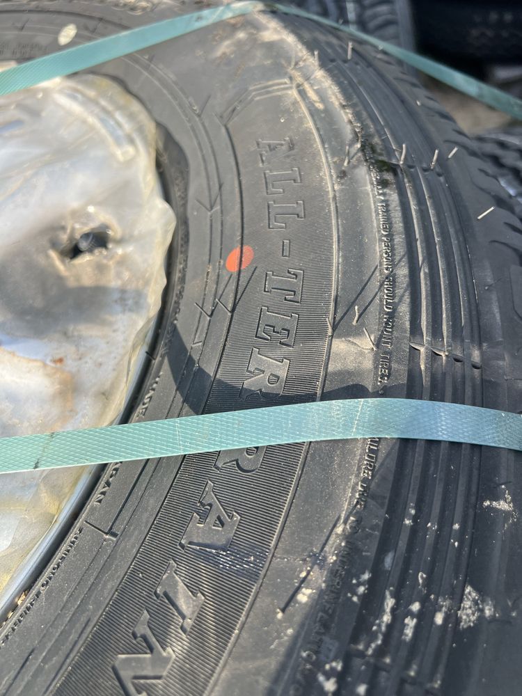 Toyota Land Cruiser 120 opony nowe Dunlop Grandtrek AT30 245/75R17