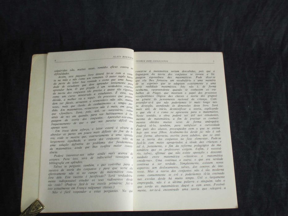 Livro A Teoria dos Conjuntos Alain Bouvier Saber