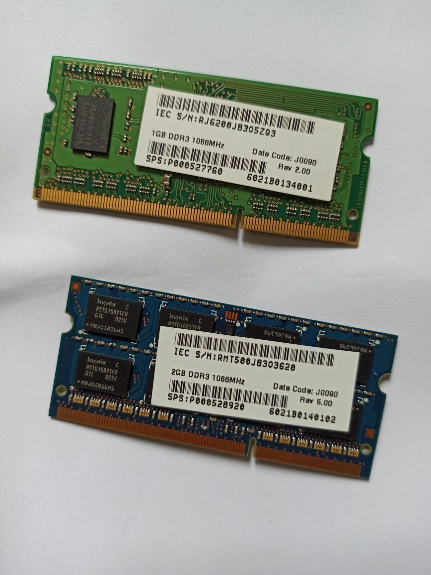 DDR3 1066 MHz для ноутбука 2Gb + 1Gb Ціна за дві
