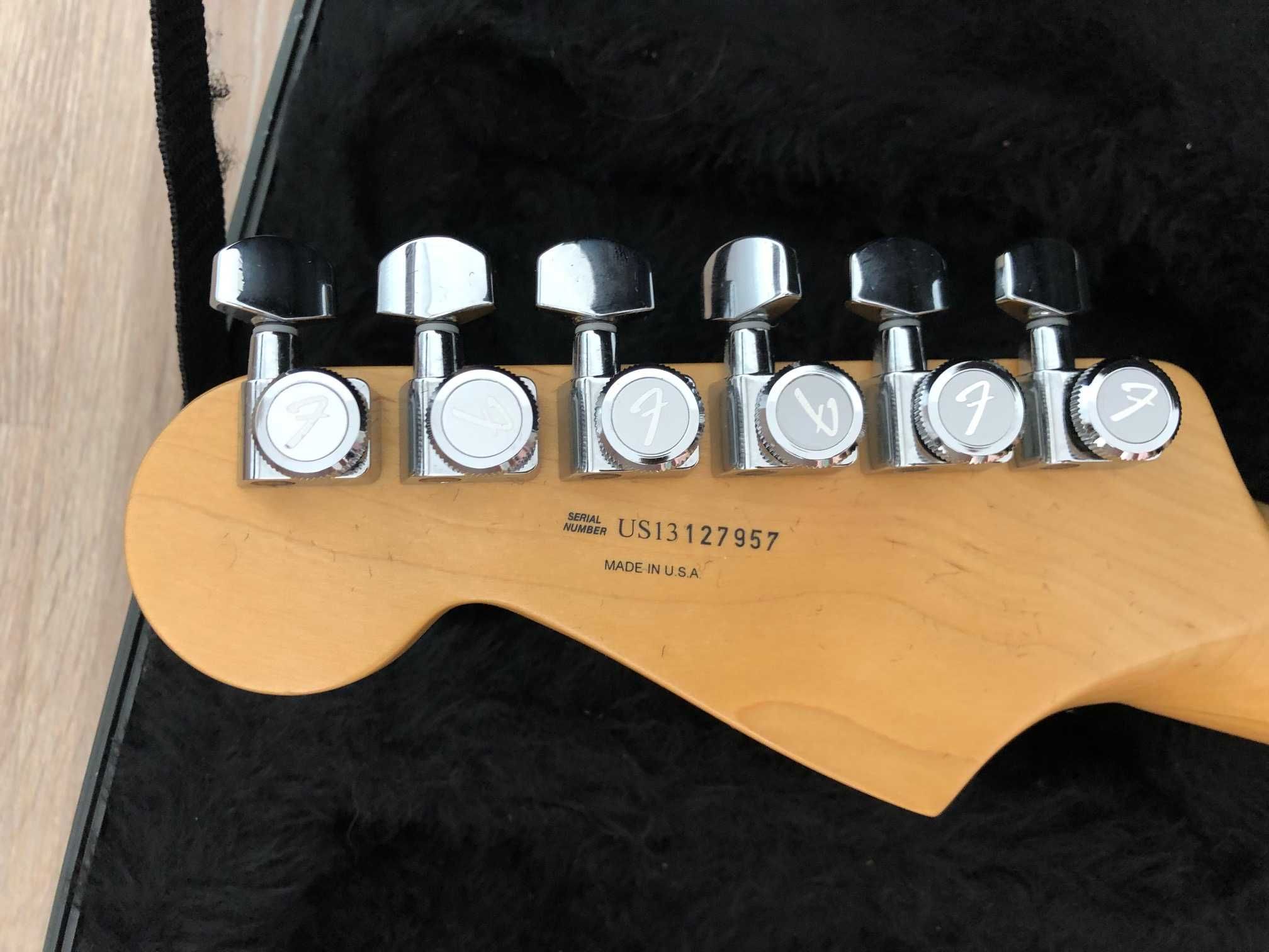 Fender American Deluxe Stratocaster HSH 2013 + Fender case