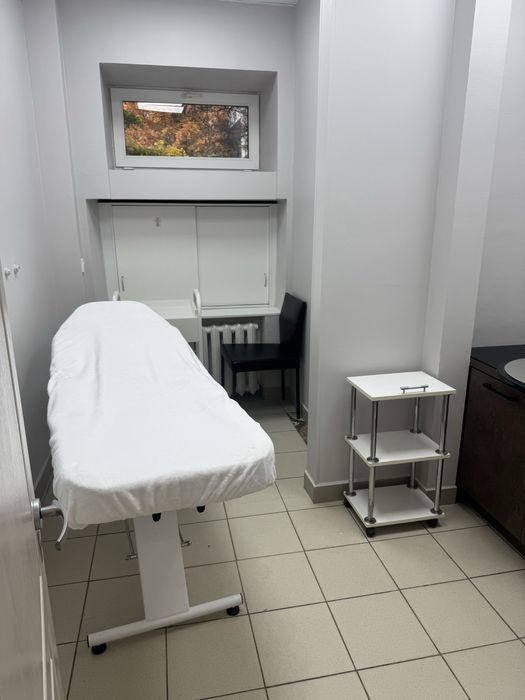 Оренда кабінета в салоні краси