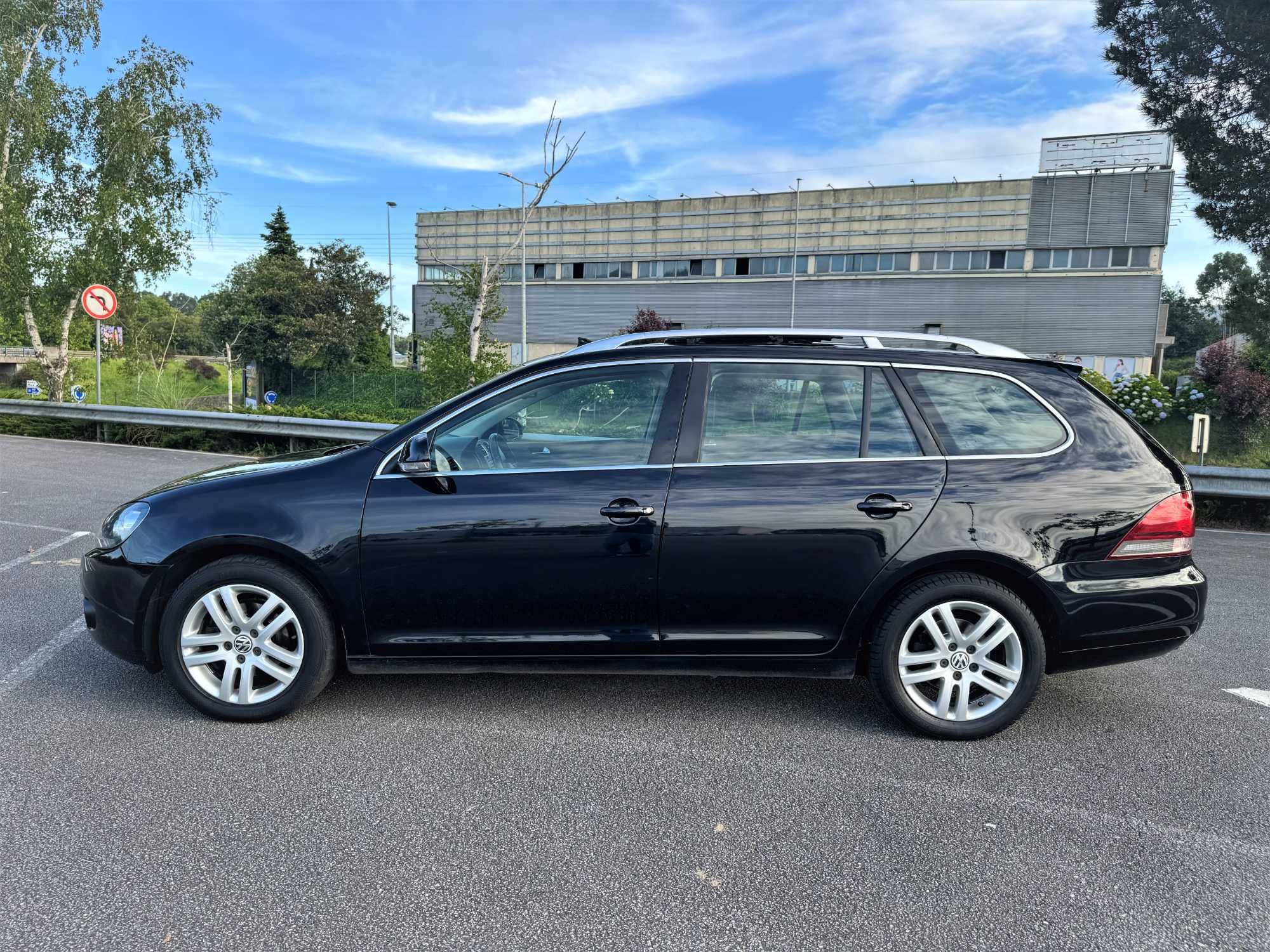 VW Golf 1.6 Tdi Full Extras C/Nova