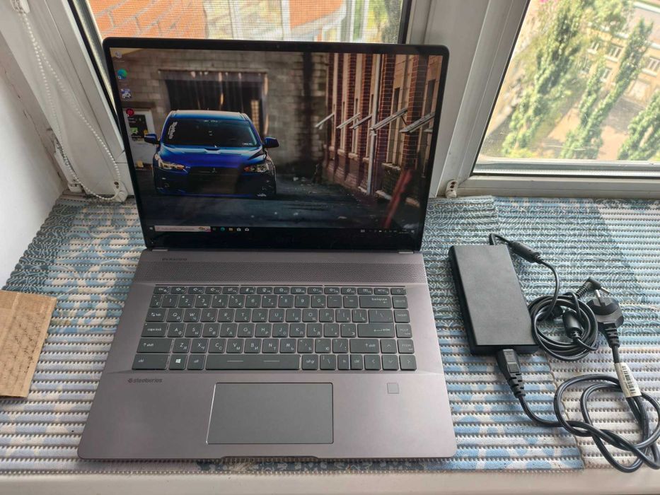 Ноутбук MSI Creator Z16 i7-11800H 32 ГБ RTX 3060 6 ГБ SSD 1000 ГБ
