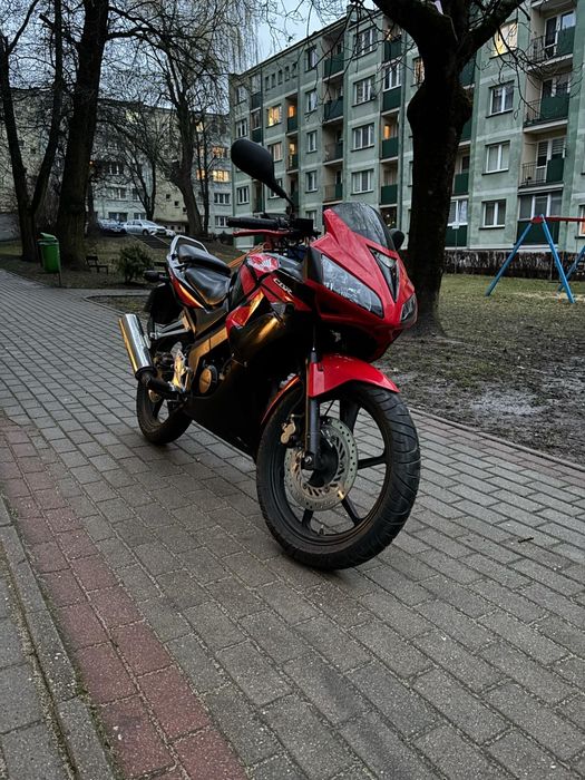 Honda CBR 125r jc39