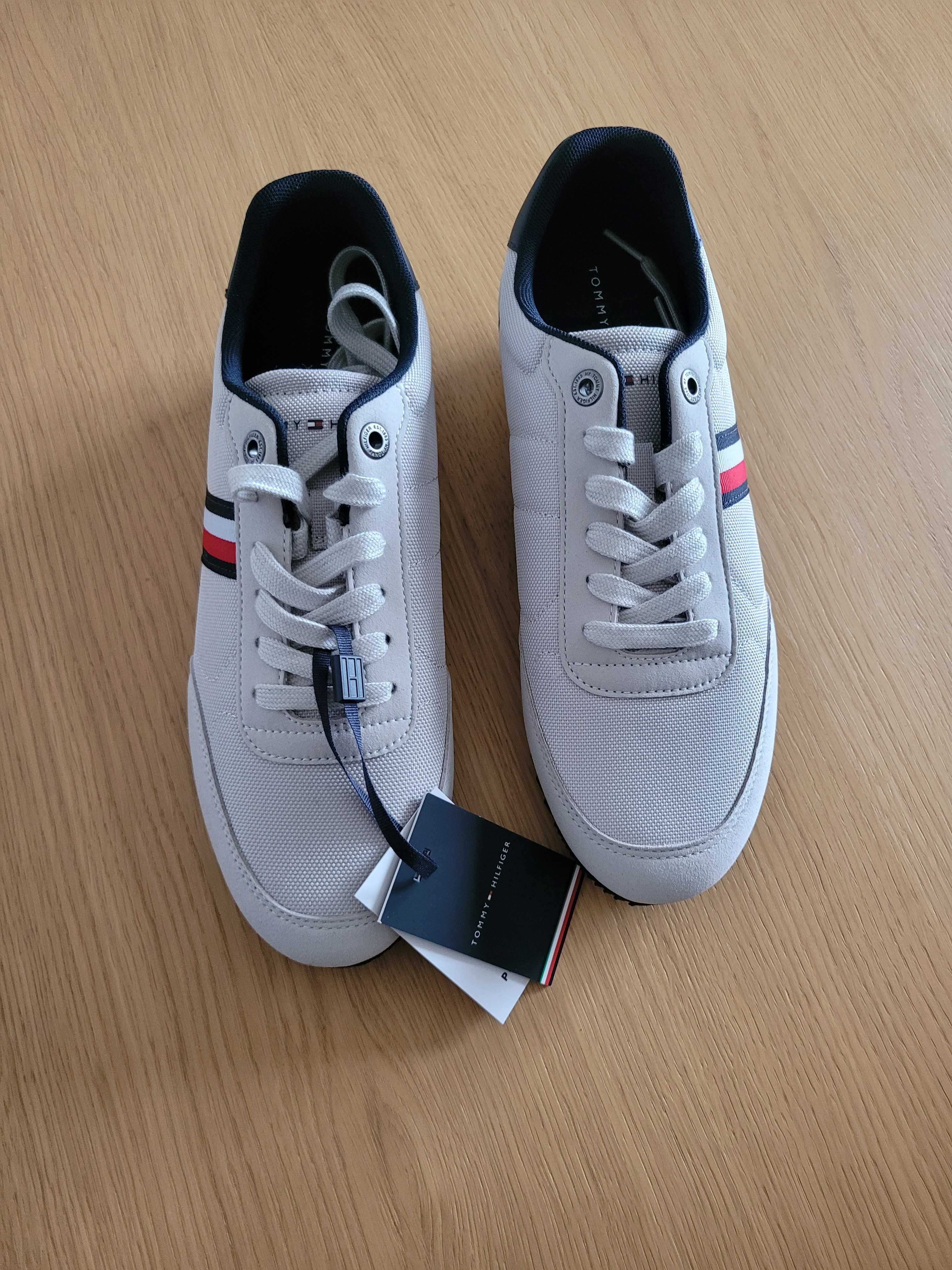 Buty Tommy Hilfiger Essential Mesh Runner 41