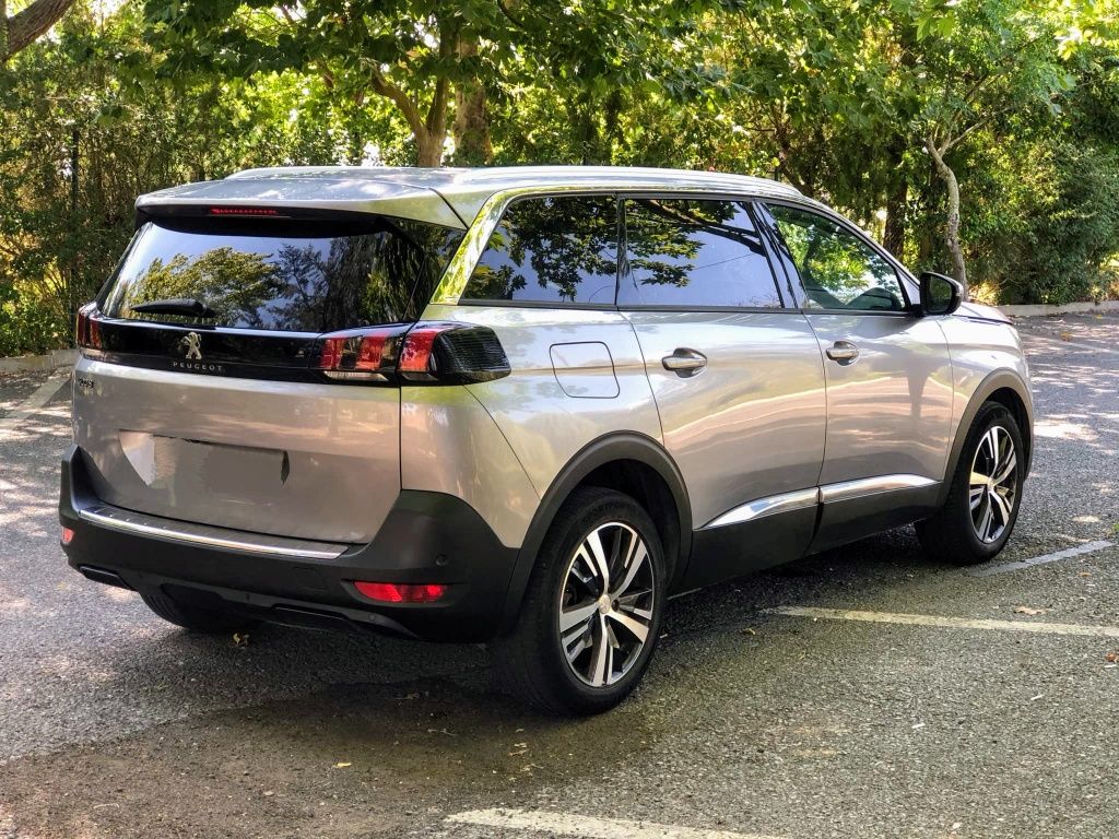 Peugeot 5008 allure diesel 7 lugares