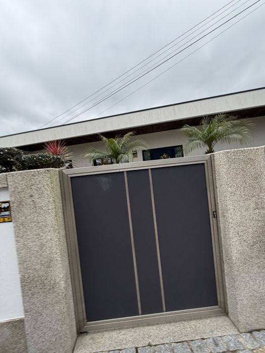 Vendo portoes em inox