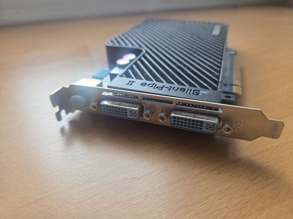 Karta graficzna Gigabyte GeForce 8600GT Silent-Pipe II 512MB