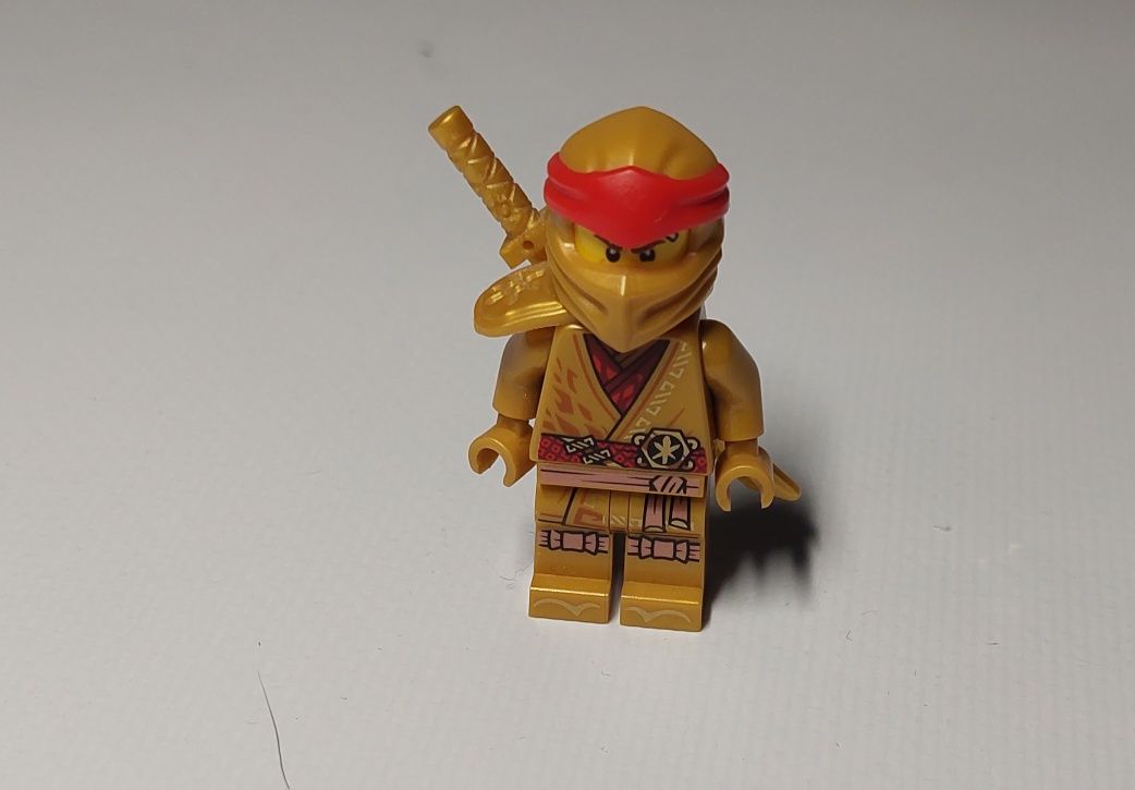 LEGO Ninjago figurka Złoty Kai +miecz