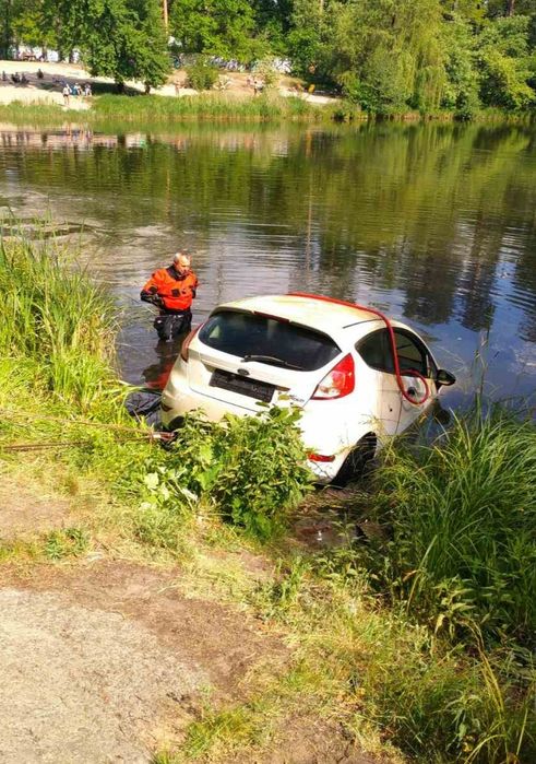 Водолаз аквалангіст 24/7