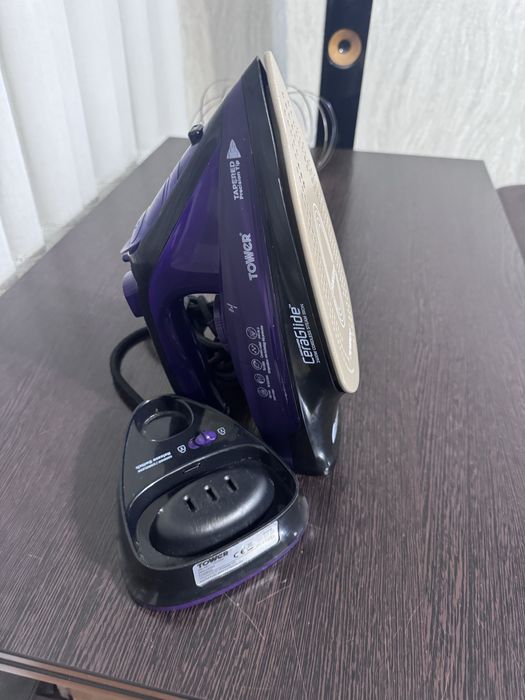 Продається  бездротова праска