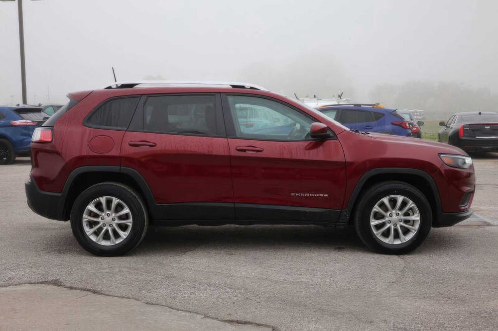 Jeep Cherokee Latitude      2021