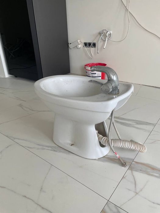 Продам біде у хорошому стані