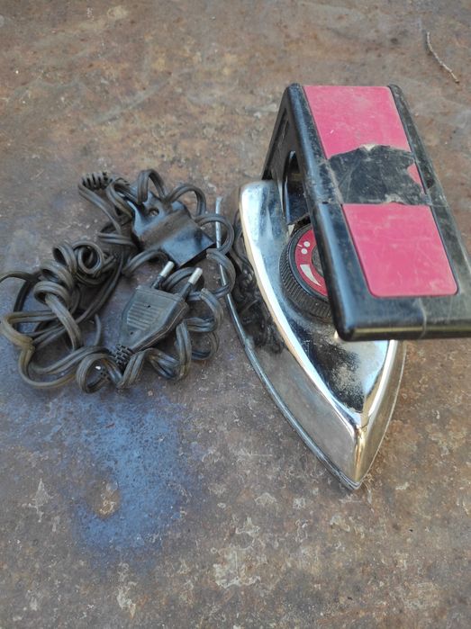 Советский дорожный утюг УТ-400-0,8.220